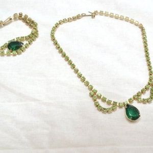 Vintage Necklace Set